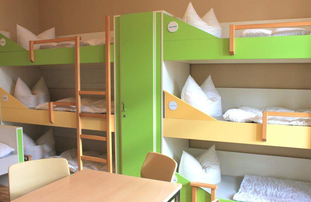 Younior-Hotel Stralsund Extérieur photo