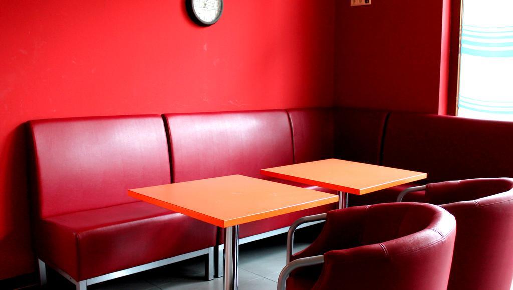 Younior-Hotel Stralsund Extérieur photo